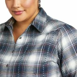 Ariat® Ladies R.E.A.L™ Billie Jean Long Sleeve Shirt 10037709 2 Ariat® Ladies R.E.A.L™ Billie Jean Long Sleeve Shirt 10037709 -Wildwest Store F21 WMS WEST 10037709 detail01 plus