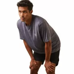 Ariat® Men's Charger Vertical Flag Graystone Graphic T-Shirt 10043340 -Wildwest Store S23 MNS WEST 10043340 detail02