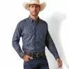 Ariat® Men's Classic Girard Chambray Blue Button Down Shirt 10043918 -Wildwest Store S23 MNS WEST 10043918 front