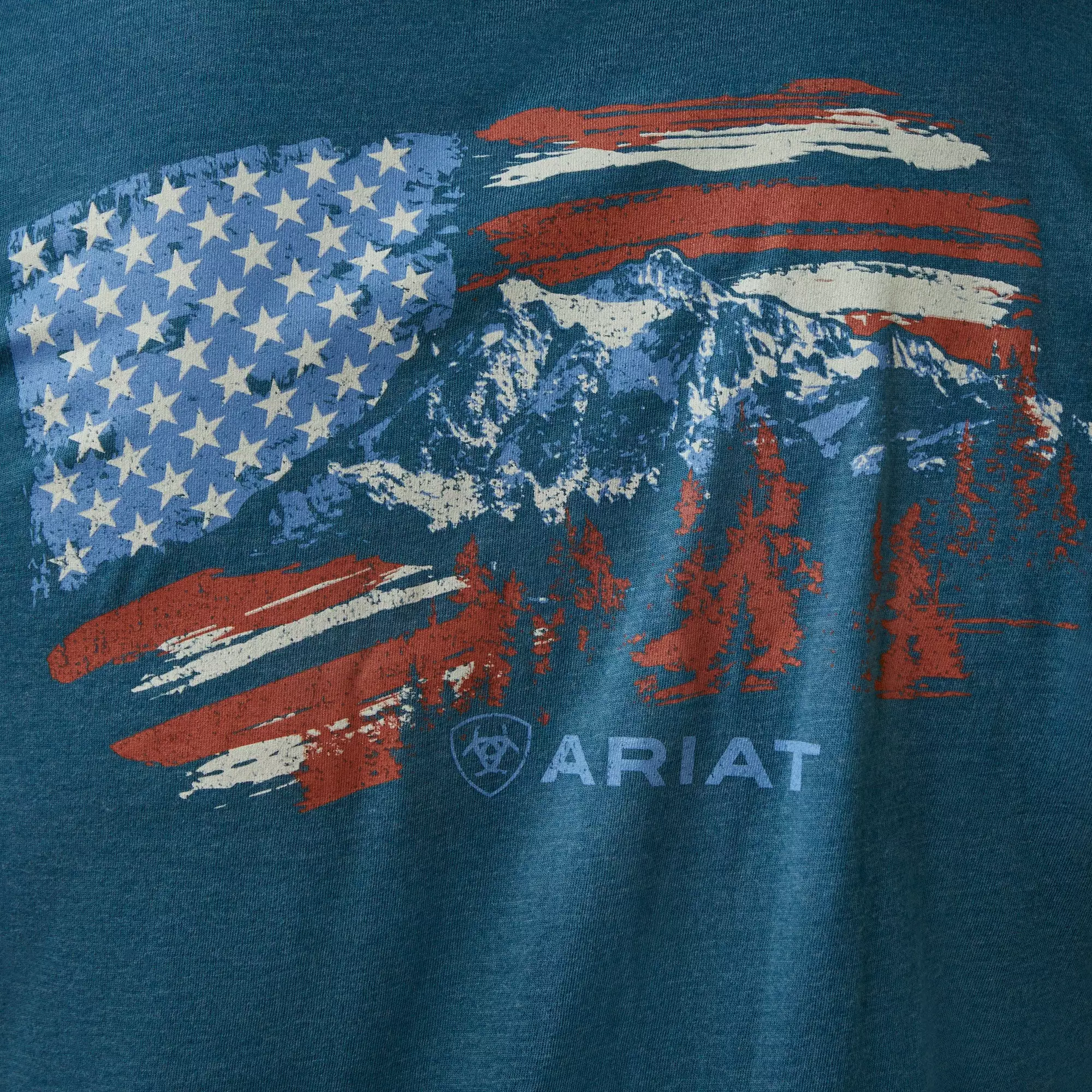 Ariat® Men's Steel Blue Mountain Flag Graphic T-Shirt 10045279 Ariat® Men's Steel Blue Mountain Flag Graphic T-Shirt 10045279 -Wildwest Store S23 MNS WEST 10045279 detail02
