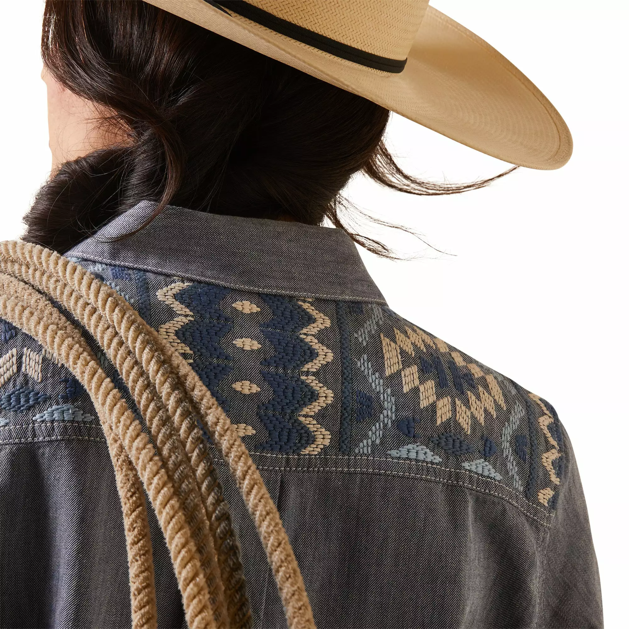 Ariat® Ladies R.E.A.L Billie Jean Embroidered Chambray Shirt 10043451 Ariat® Ladies R.E.A.L Billie Jean Embroidered Chambray Shirt 10043451 -Wildwest Store S23 WMS WEST 10043451 detail01